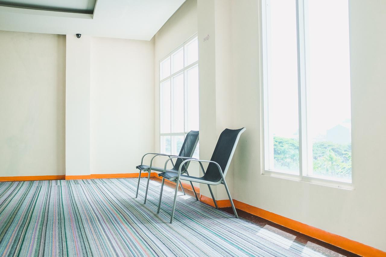 Reddoorz Plus Near Mall Panakukang Makassar Dış mekan fotoğraf